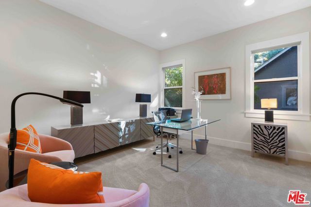 111 Lake Sherwood Drive, Lake Sherwood, CA 91361