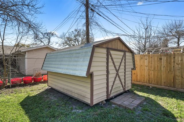 603 Twinbrooke Drive, Houston, TX 77037