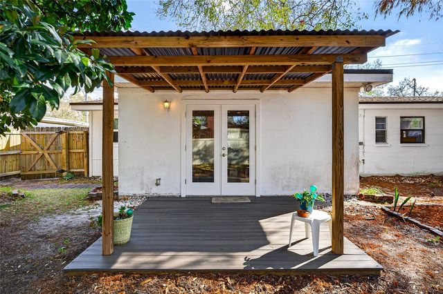 4419 W IOWA AVENUE, Tampa, FL 33616