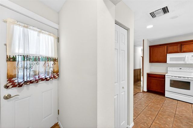 4419 W IOWA AVENUE, Tampa, FL 33616