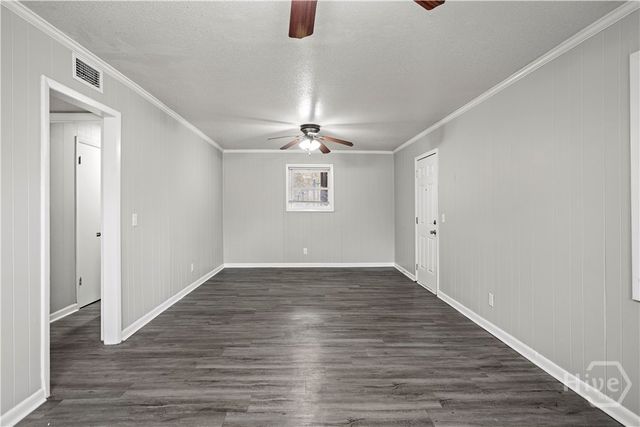 1040 Live Oak Drive, Hinesville, GA 31313