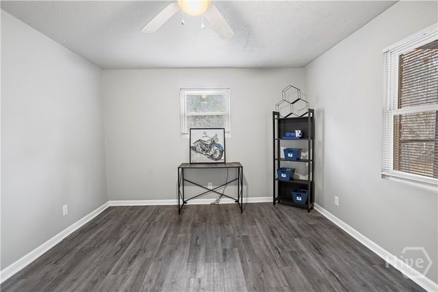 1040 Live Oak Drive, Hinesville, GA 31313