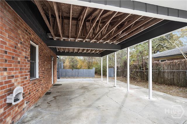 1040 Live Oak Drive, Hinesville, GA 31313