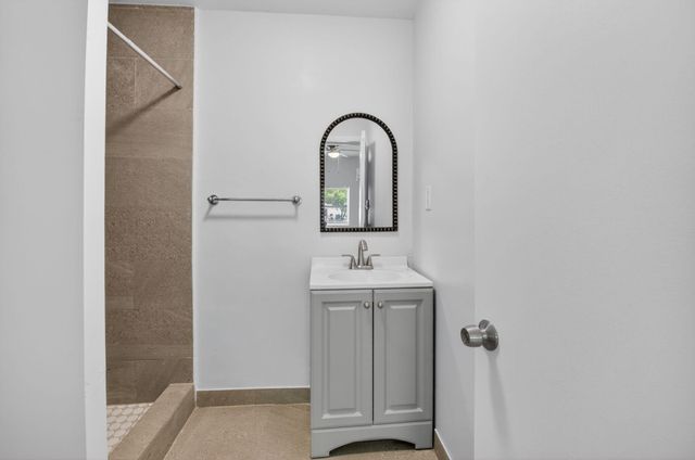 239 NW 6th Avenue, Delray Beach, FL 33444