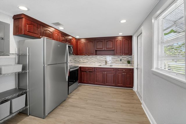 239 NW 6th Avenue, Delray Beach, FL 33444