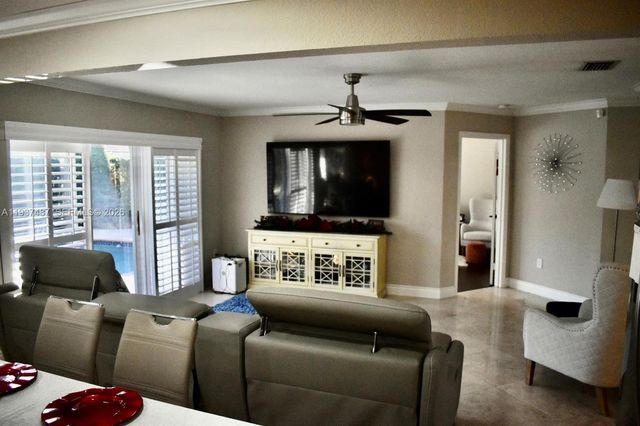 1352 NW 129th Way, Sunrise, FL 33323