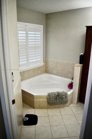 1352 NW 129th Way, Sunrise, FL 33323
