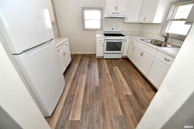 1507 NE PERRY Avenue, Peoria, IL 61603