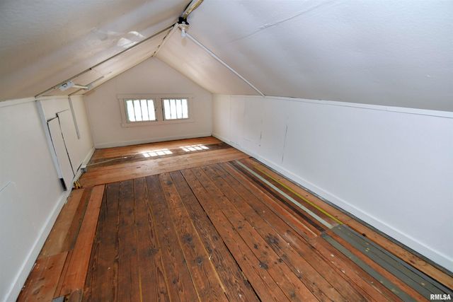 1507 NE PERRY Avenue, Peoria, IL 61603