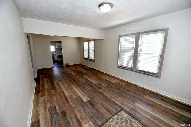 1507 NE PERRY Avenue, Peoria, IL 61603