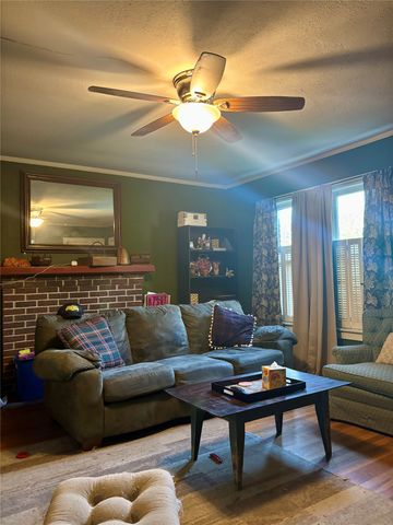 1109 Bonnie Brae Avenue, Fort Worth, TX 76111