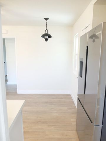 1822 Joaquin St, Modesto, CA 95350