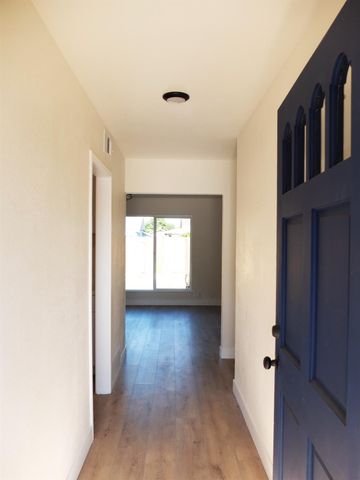 1822 Joaquin St, Modesto, CA 95350