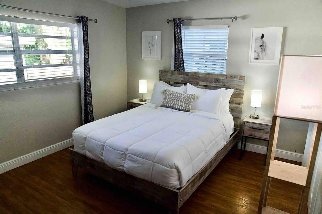 Image 37 of property listing at 313 S LAWSONA BOULEVARD, Orlando, FL 32801