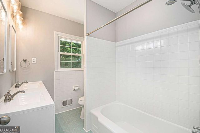 80 Pinehurst Lane, Marietta, GA 30068