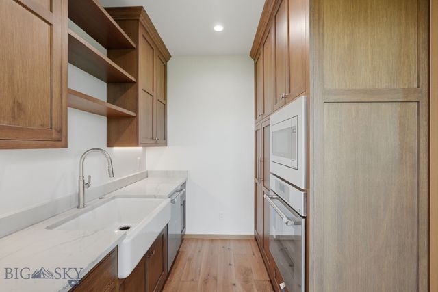 609 Tillyfour Road, Bozeman, MT 59718