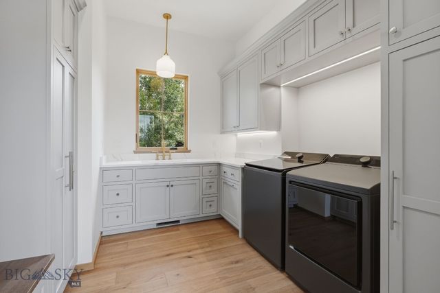 609 Tillyfour Road, Bozeman, MT 59718