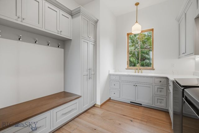 609 Tillyfour Road, Bozeman, MT 59718