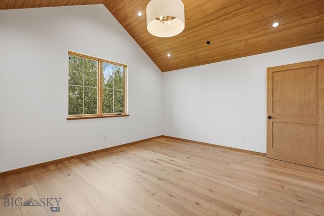 609 Tillyfour Road, Bozeman, MT 59718