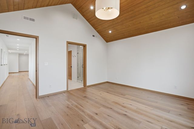 609 Tillyfour Road, Bozeman, MT 59718