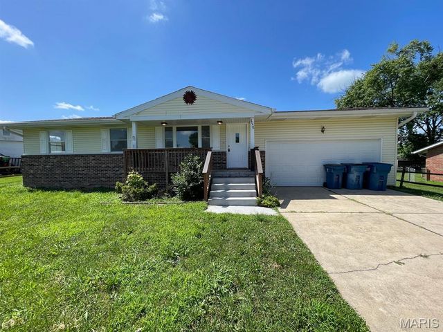 1036 Washington Drive, South Roxana, IL 62087