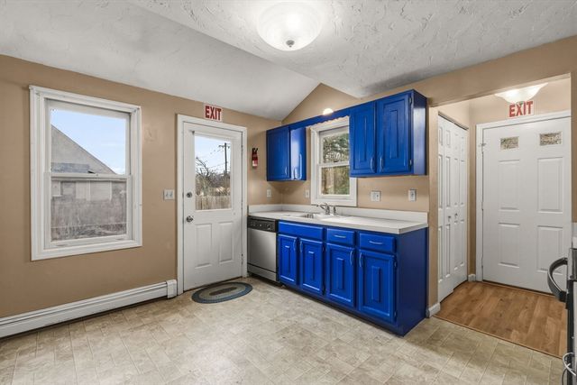 643 Summer St 643, Rockland, MA 02370