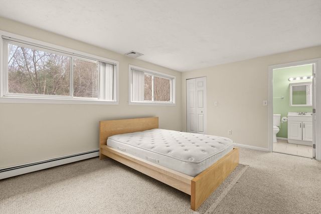 643 Summer St 643, Rockland, MA 02370