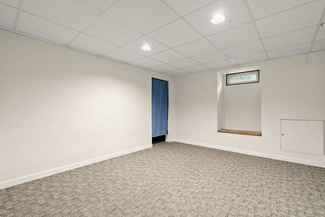 643 Summer St 643, Rockland, MA 02370