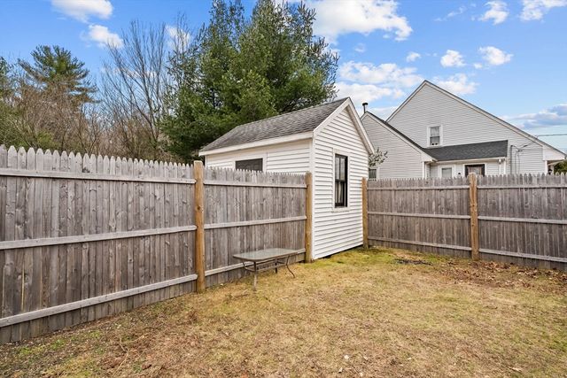 643 Summer St 643, Rockland, MA 02370
