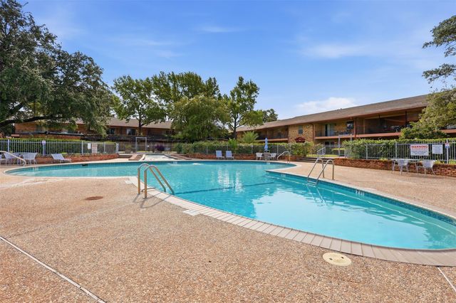 7600 Burgoyne Road 250, Houston, TX 77063