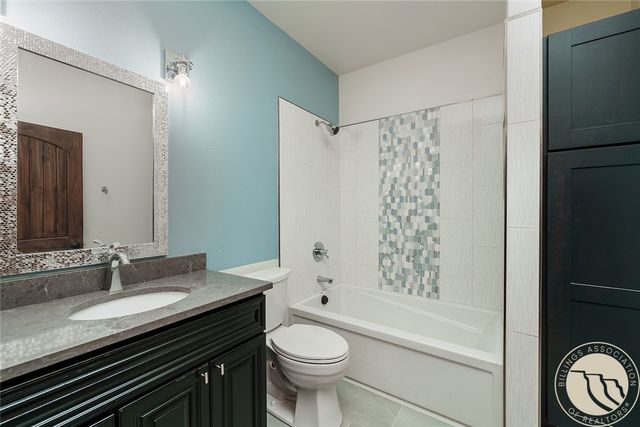 2460 CLARKS POINT DRIVE, Laurel, MT 59044