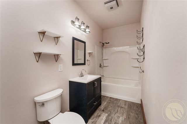 2460 CLARKS POINT DRIVE, Laurel, MT 59044