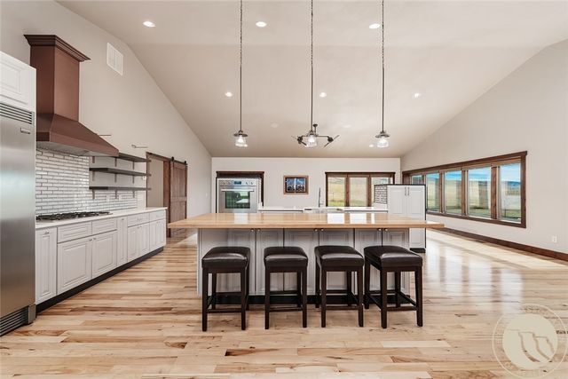 2460 CLARKS POINT DRIVE, Laurel, MT 59044