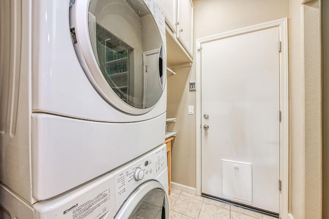 1764 N Mcpherson Lane, Clovis, CA 93619