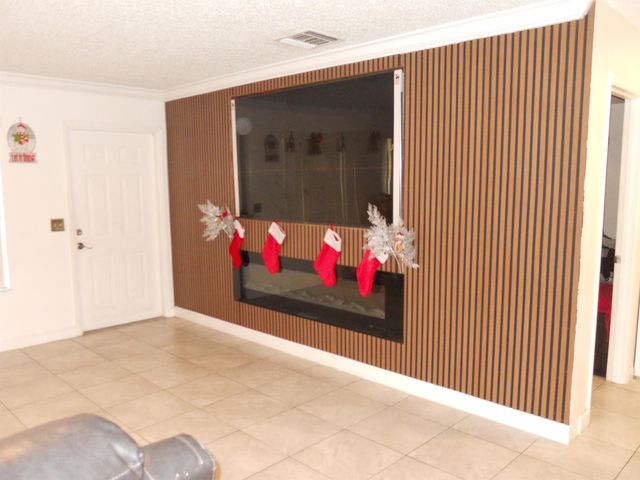 4774 Orleans Court C, West Palm Beach, FL 33415