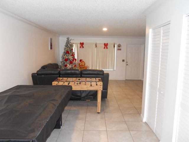 4774 Orleans Court C, West Palm Beach, FL 33415