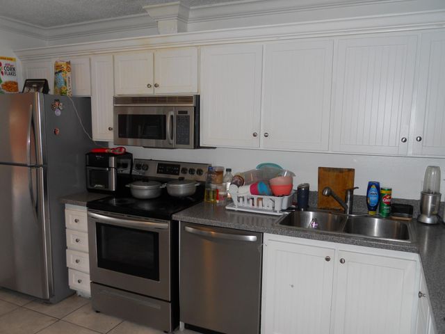 4774 Orleans Court C, West Palm Beach, FL 33415