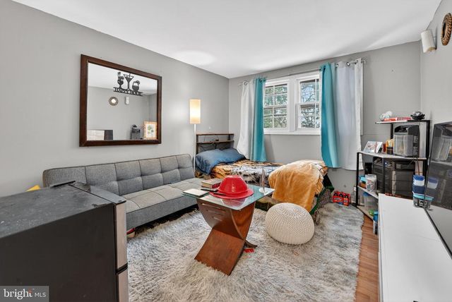 12 RIDGEWOOD PL, Willingboro, NJ 08046