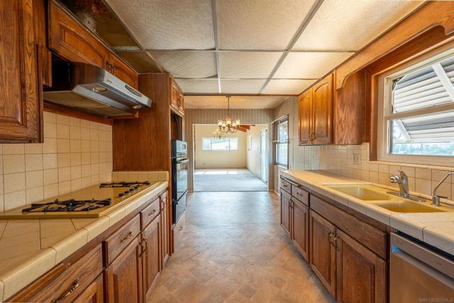 4827 Greenbrier Ave, San Diego, CA 92120