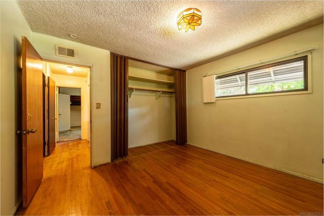 4827 Greenbrier Ave, San Diego, CA 92120