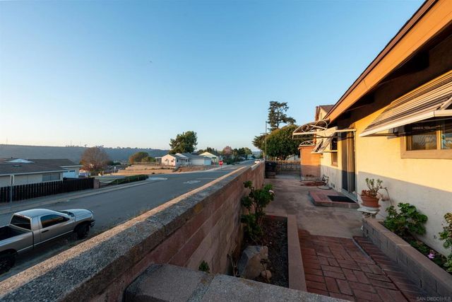 4827 Greenbrier Ave, San Diego, CA 92120