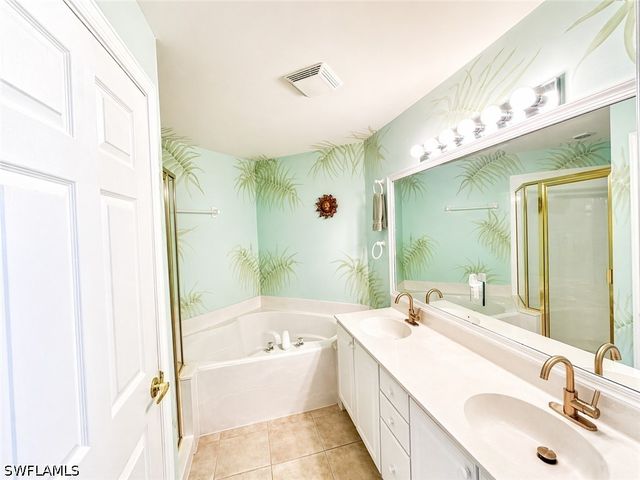 22911 Sago Pointe DR 2204, Estero, FL 34135