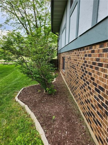 2447 N Tulane Drive, Beavercreek, OH 45431