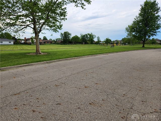 2447 N Tulane Drive, Beavercreek, OH 45431