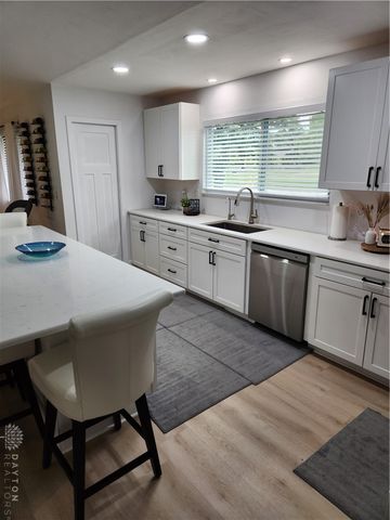 2447 N Tulane Drive, Beavercreek, OH 45431