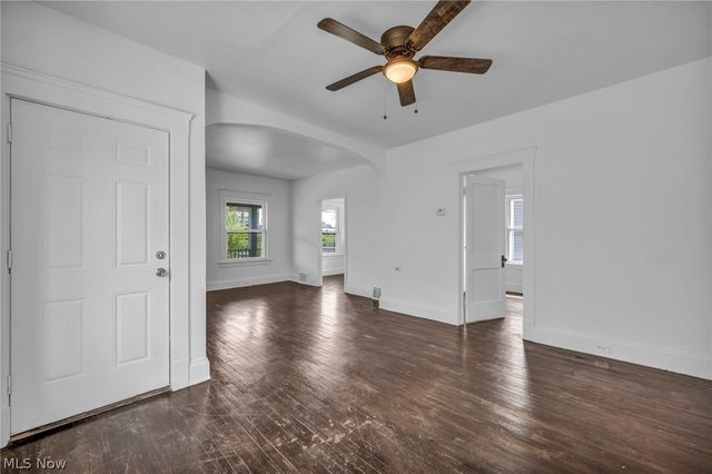 1516 W 116th Street, Cleveland, OH 44102