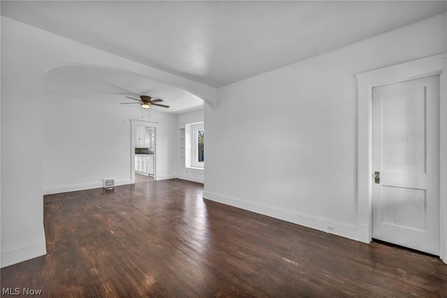 1516 W 116th Street, Cleveland, OH 44102