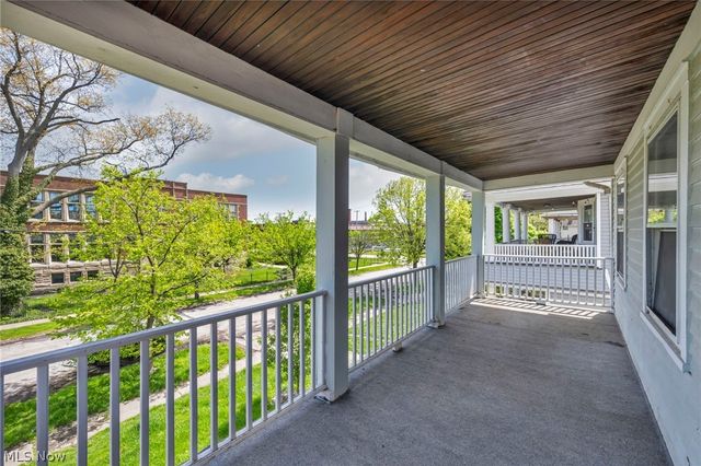 1516 W 116th Street, Cleveland, OH 44102