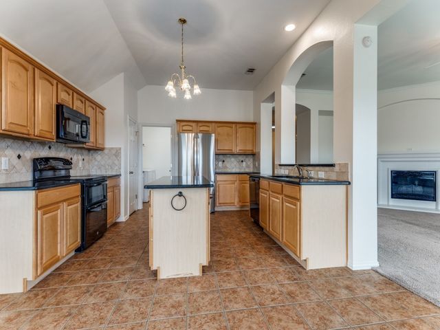 3804 Sevenoaks Drive, Fort Worth, TX 76244