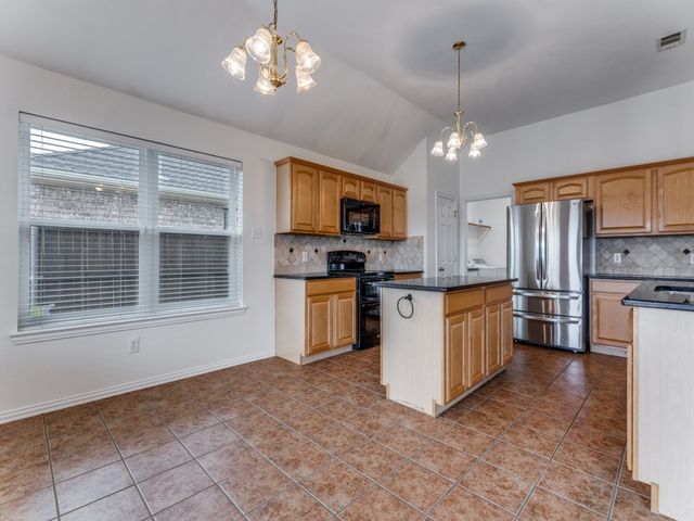 3804 Sevenoaks Drive, Fort Worth, TX 76244